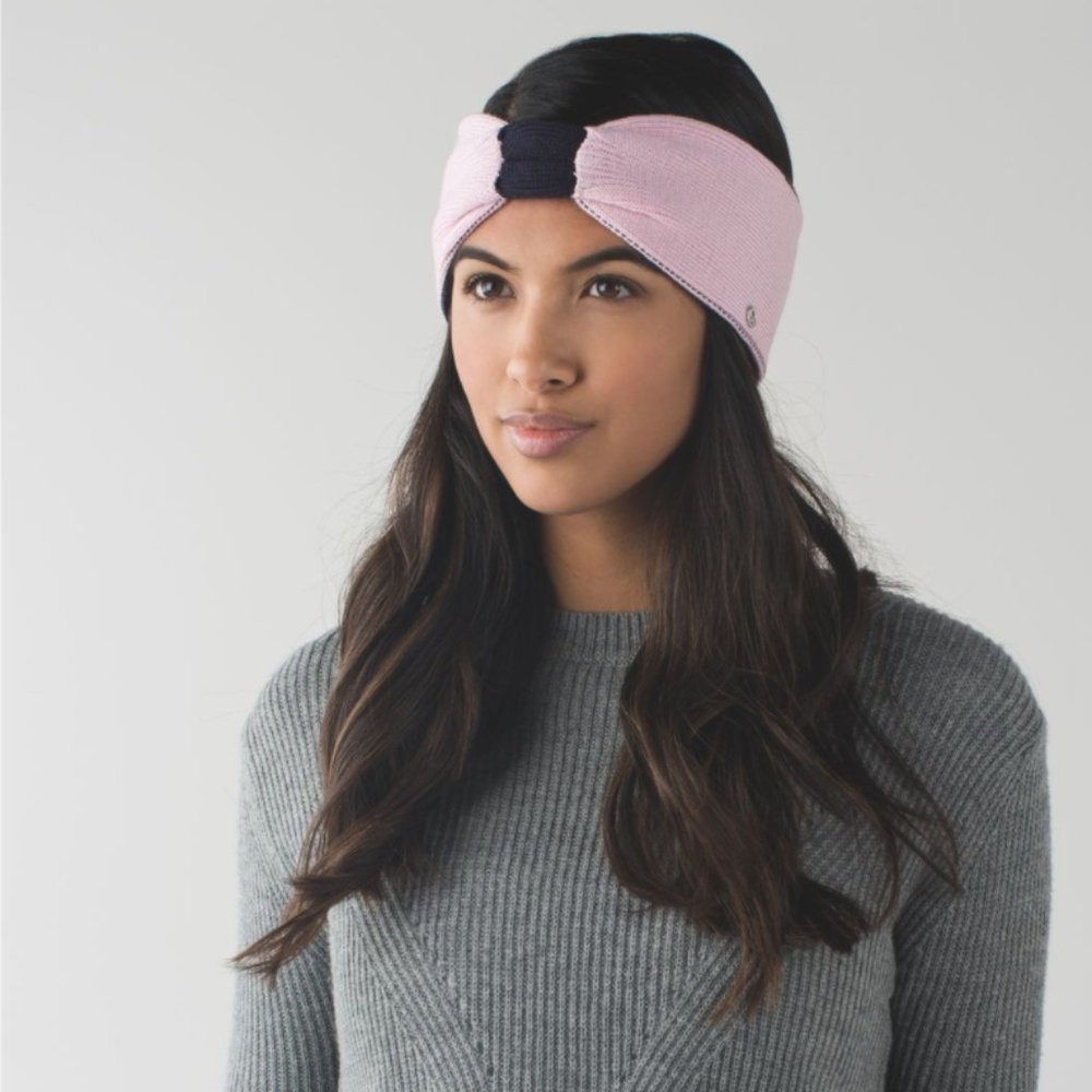 Lululemon Divinity Earwarmer
